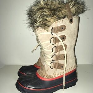 Sorel Joan of Arctic boots